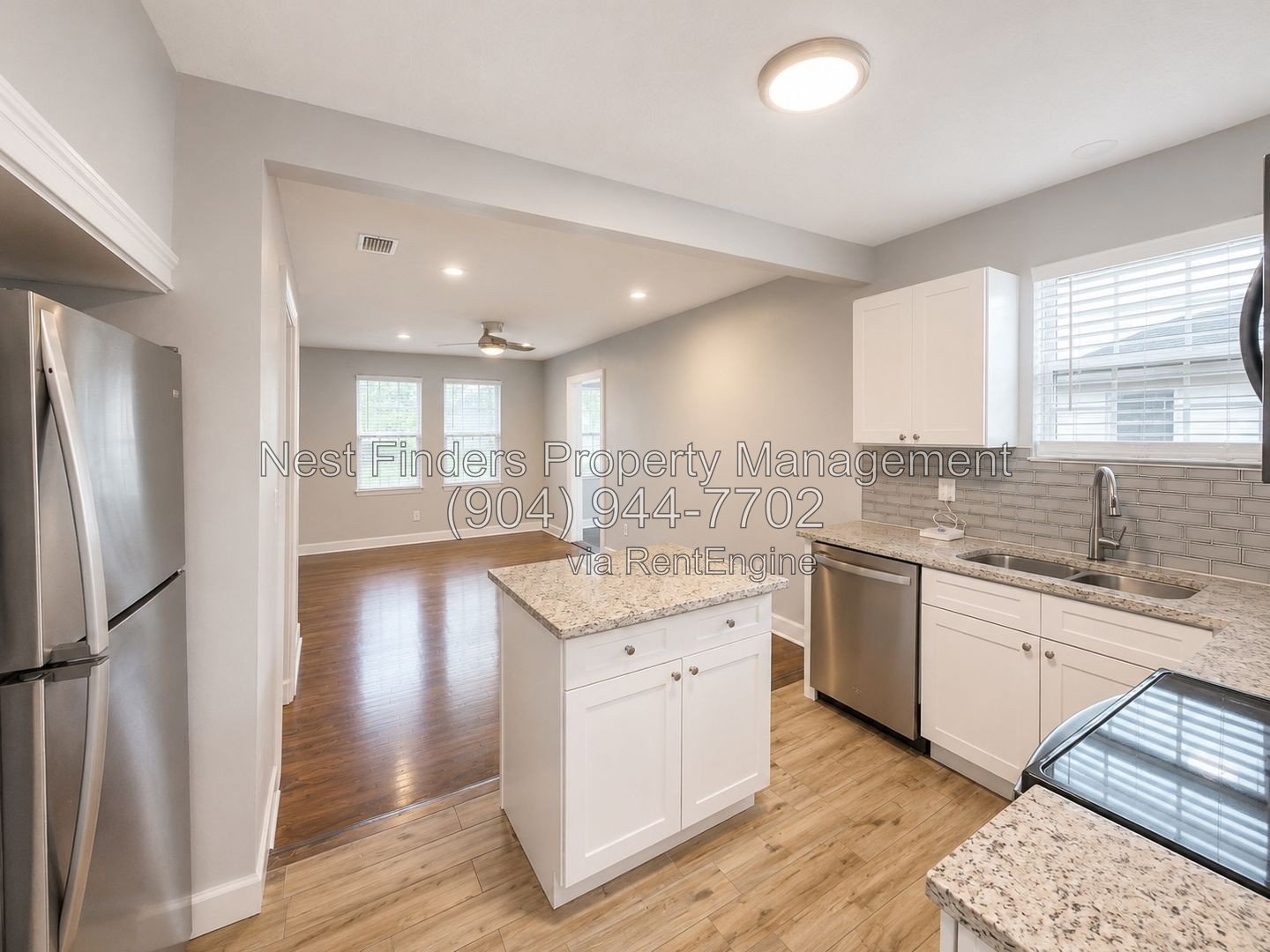 Completely renovated 2-bedroom, 1-bathroom home with a dedicated office space and a large, fully fenced yard! property image