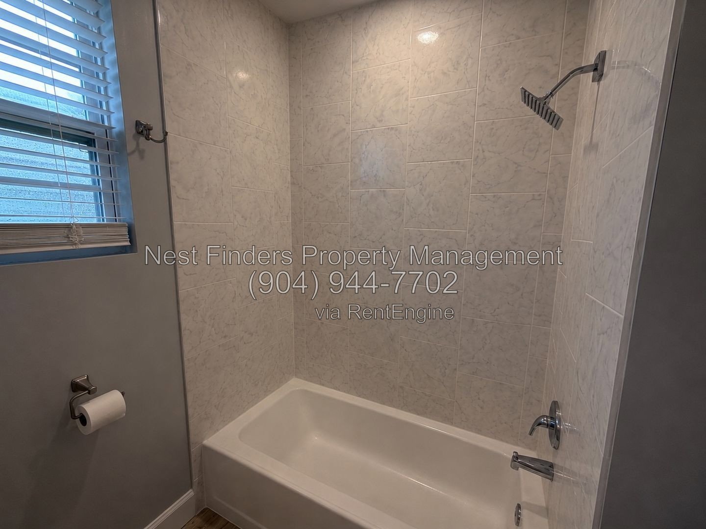 Completely renovated 2-bedroom, 1-bathroom home with a dedicated office space and a large, fully fenced yard! property image