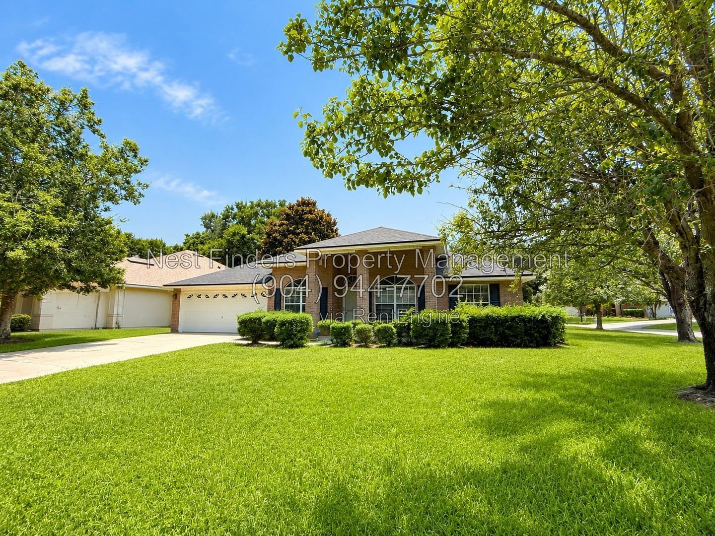 Well-maintained, freshly painted, one-owner home in the highly sought-after Julington Creek Plantation property image