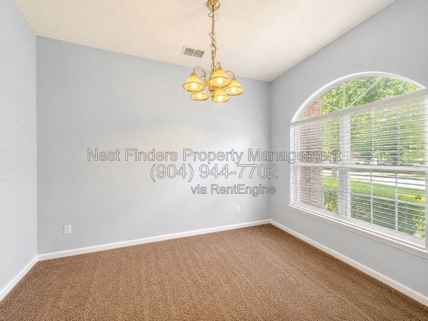 Well-maintained, freshly painted, one-owner home in the highly sought-after Julington Creek Plantation property image