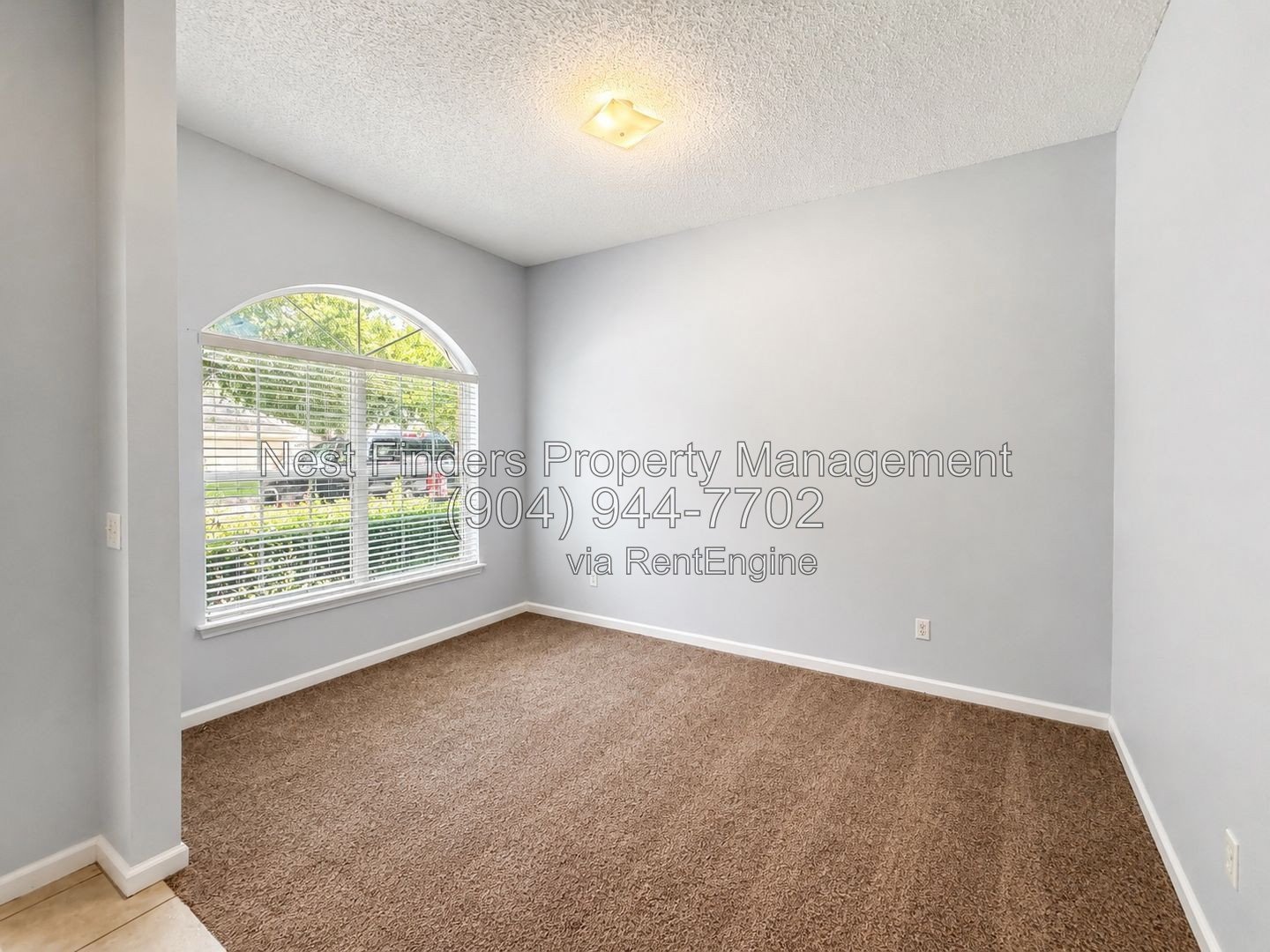 Well-maintained, freshly painted, one-owner home in the highly sought-after Julington Creek Plantation property image