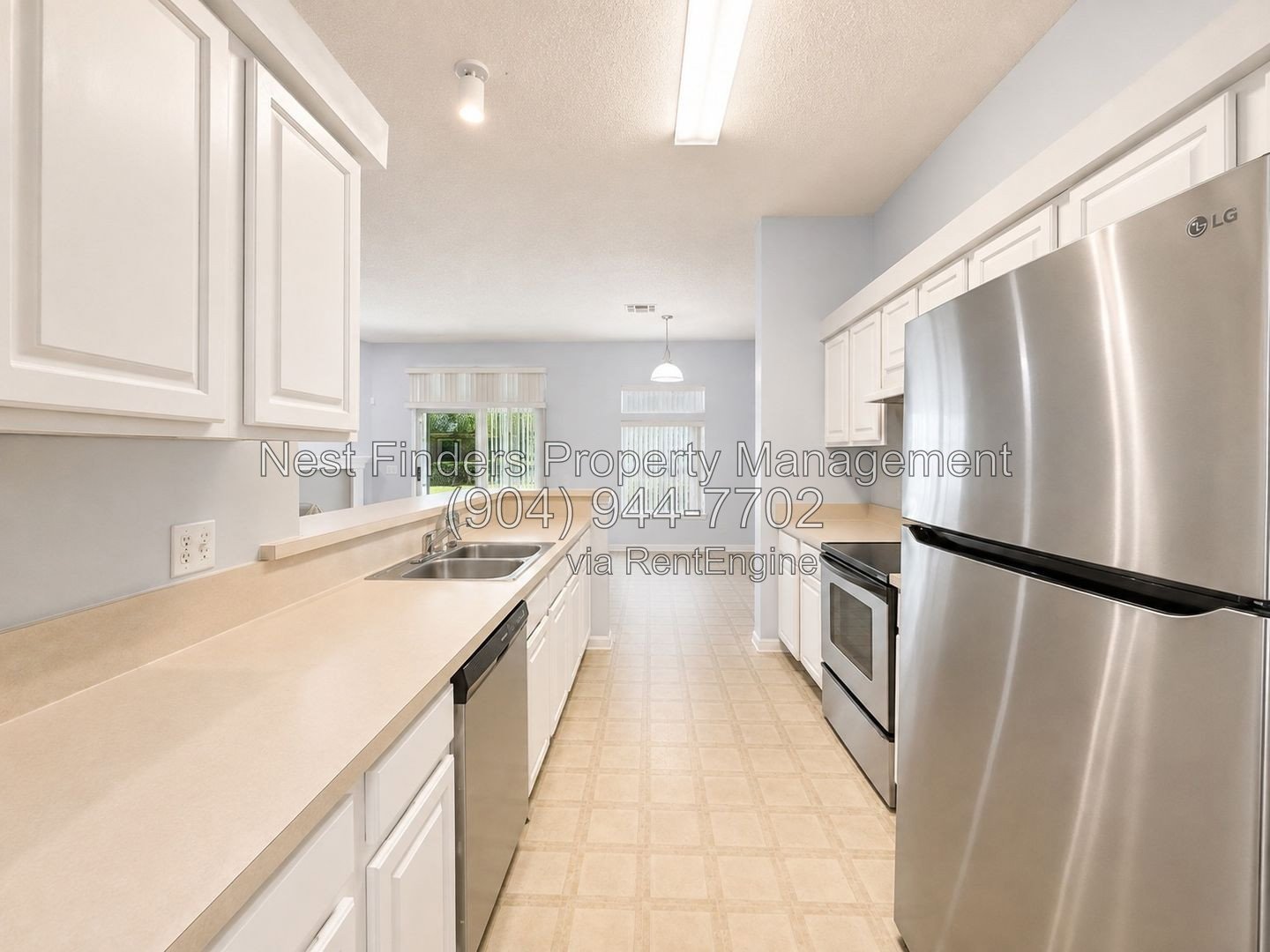 Well-maintained, freshly painted, one-owner home in the highly sought-after Julington Creek Plantation property image