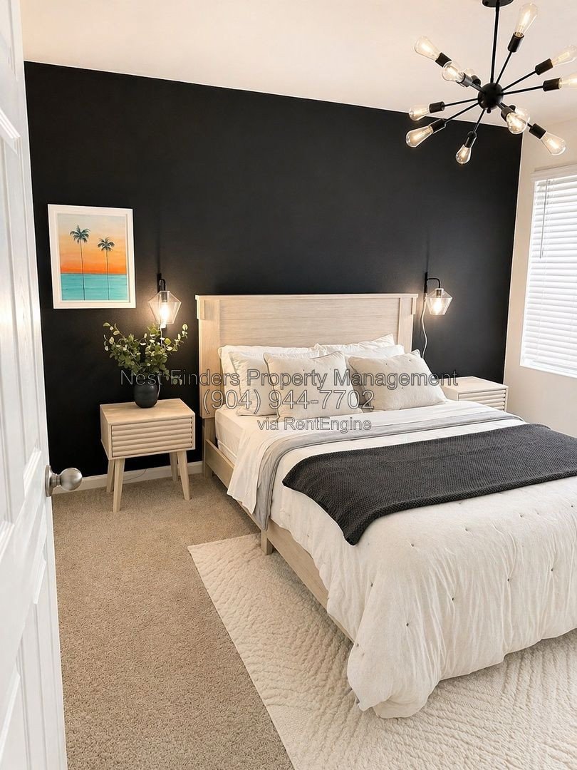 Beautiful 3-Bedroom Townhome for Rent in Waterford Lakes at Silverleaf! property image