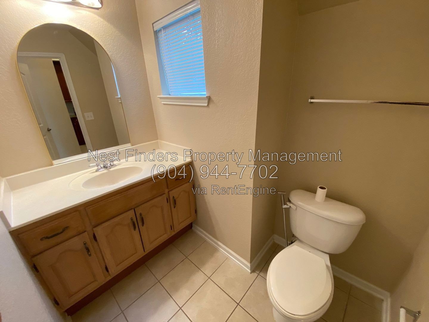Beautiful corner unit  townhouse in Landings of Belle Rive! property image