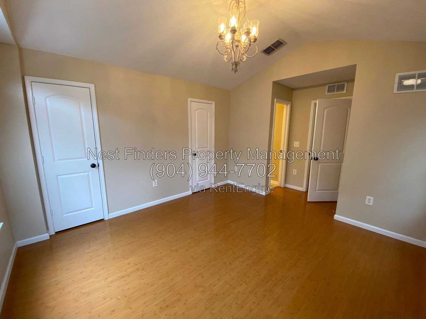 Beautiful corner unit  townhouse in Landings of Belle Rive! property image