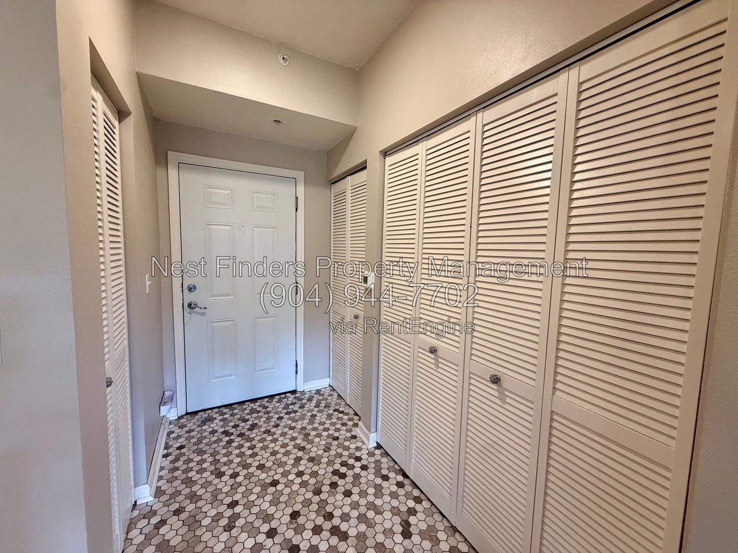 Beautiful 1-Bedroom Condo in the Heart of St. Johns Town Center! property image