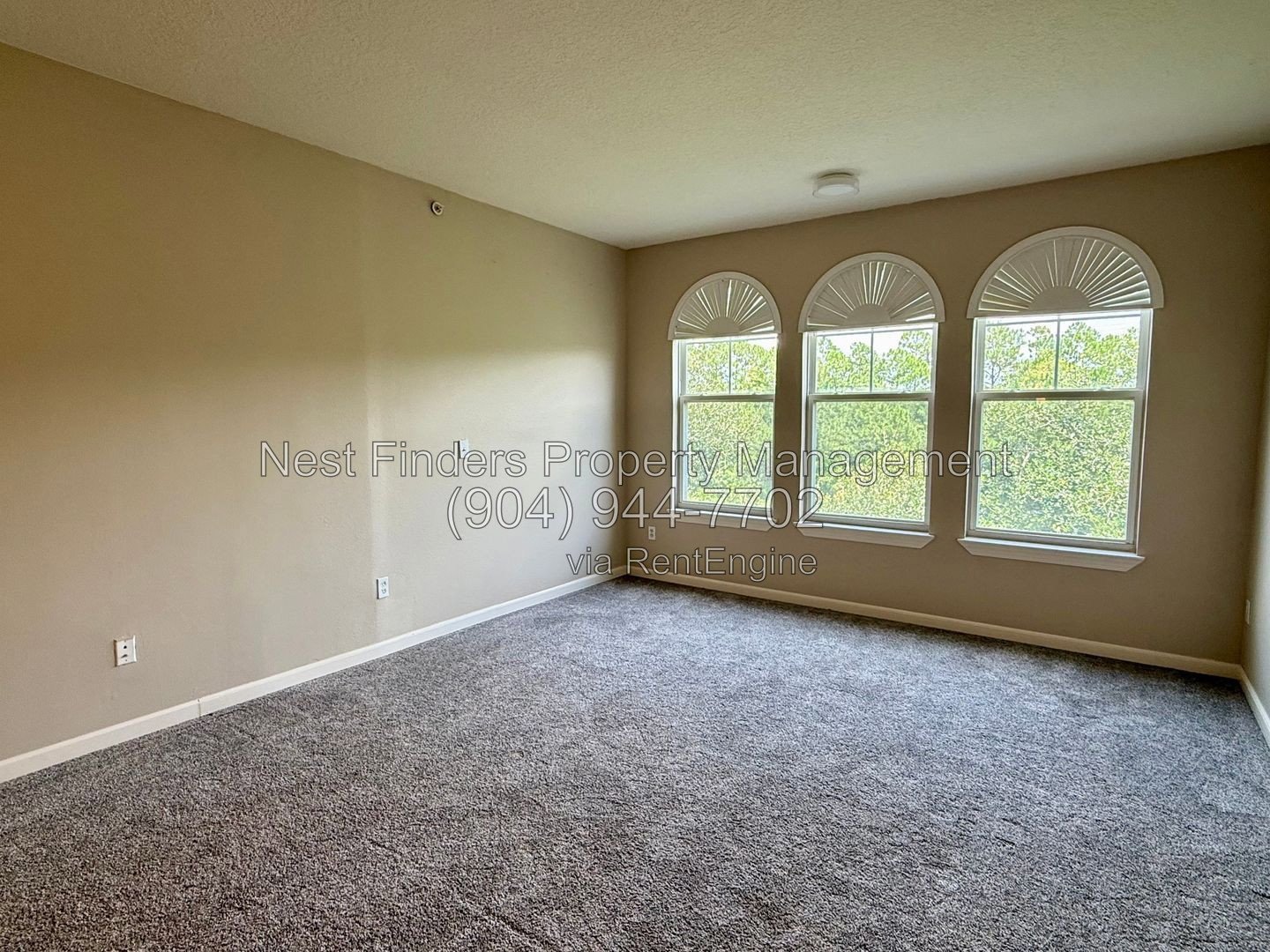 Beautiful 1-Bedroom Condo in the Heart of St. Johns Town Center! property image