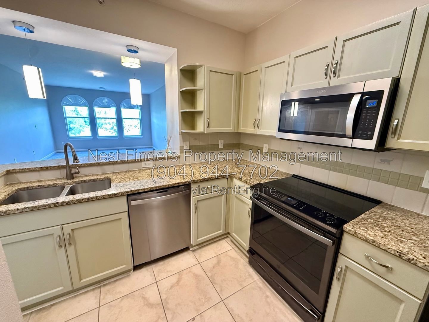 Beautiful 1-Bedroom Condo in the Heart of St. Johns Town Center! property image
