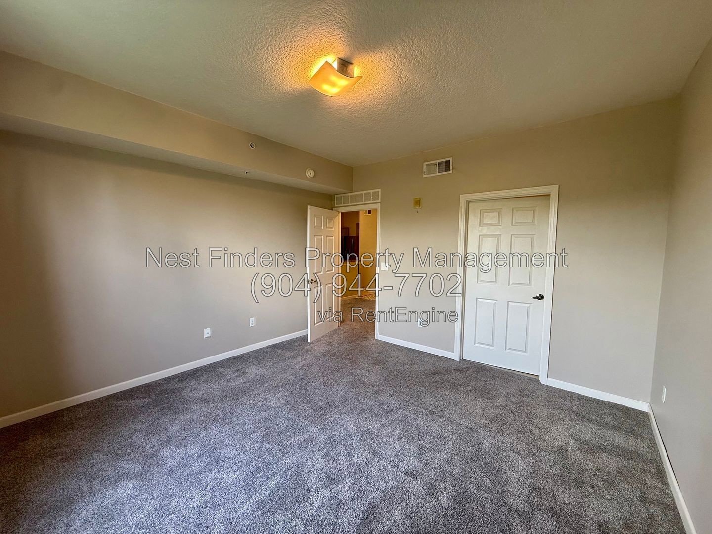 Beautiful 1-Bedroom Condo in the Heart of St. Johns Town Center! property image