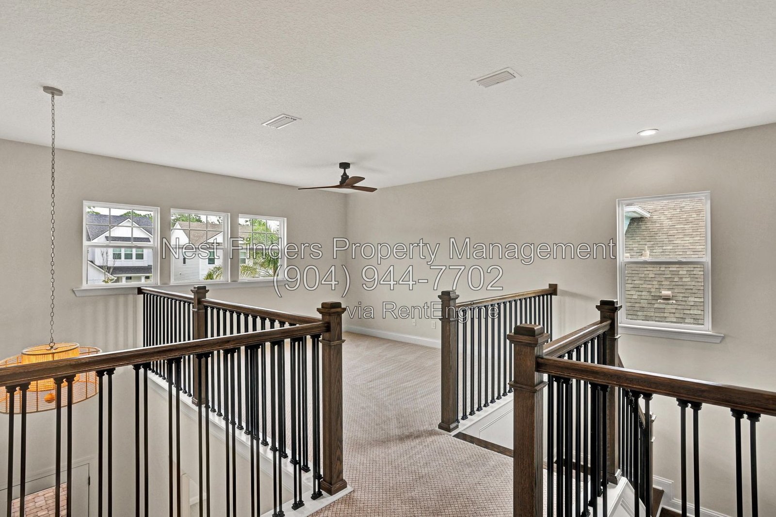 Welcome home to this stunning 4-bedroom, 3-bathroom home located in the desirable Seabrook Village community. property image