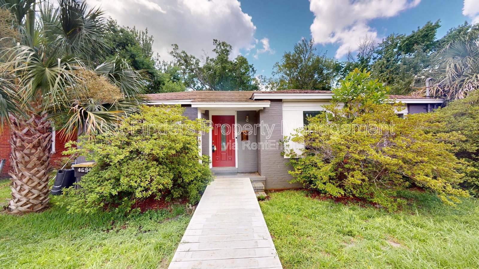 Charming 3-Bedroom Home Near NAS & Downtown Jacksonville! property image
