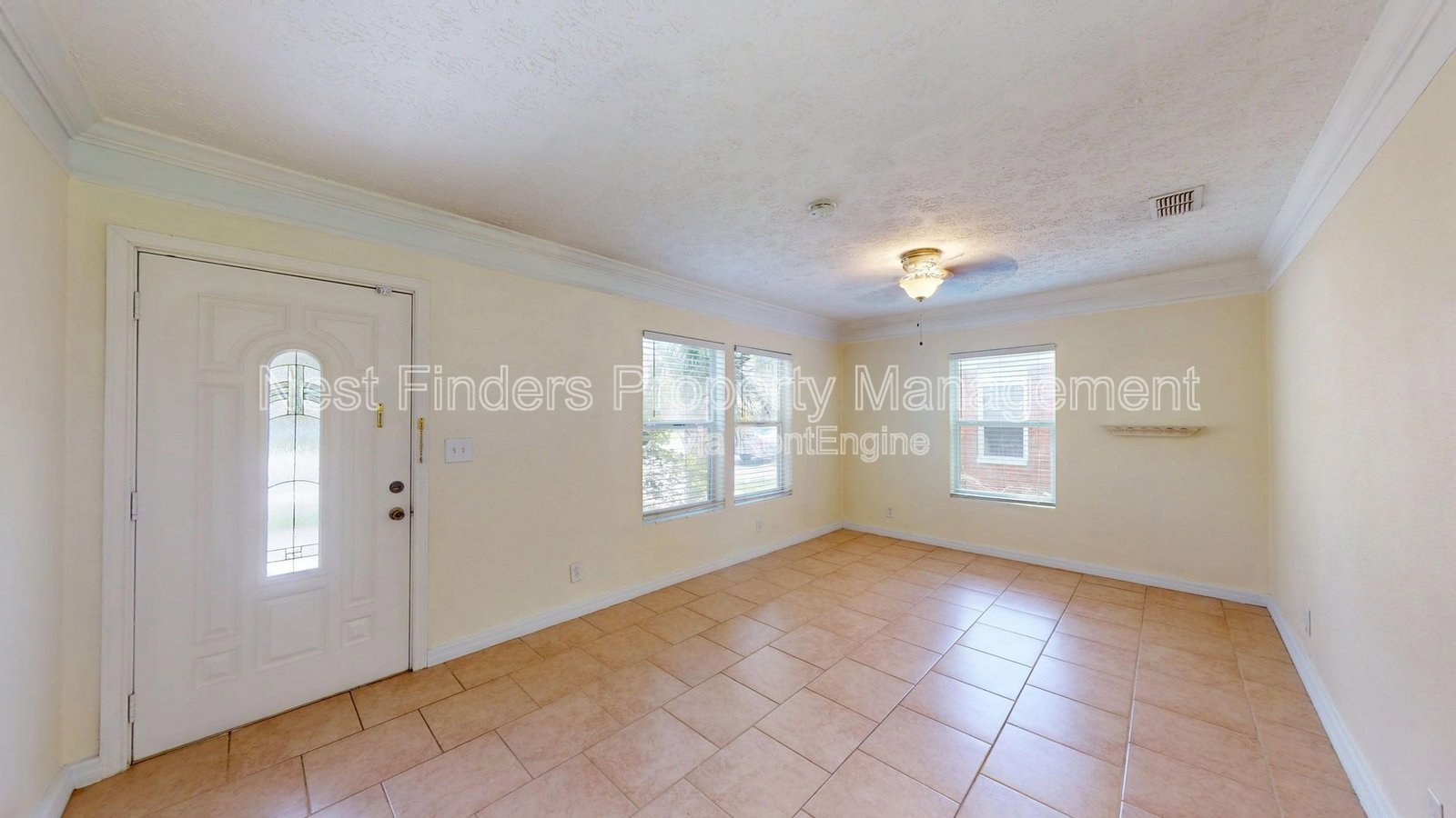 Charming 3-Bedroom Home Near NAS & Downtown Jacksonville! property image