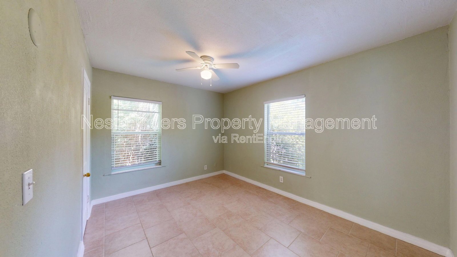 Charming 3-Bedroom Home Near NAS & Downtown Jacksonville! property image