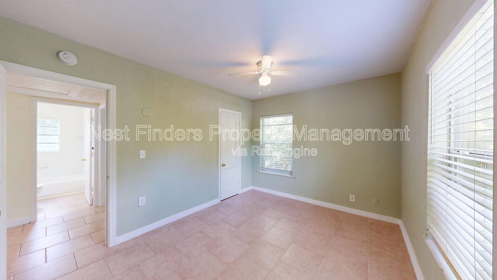 Charming 3-Bedroom Home Near NAS & Downtown Jacksonville! property image