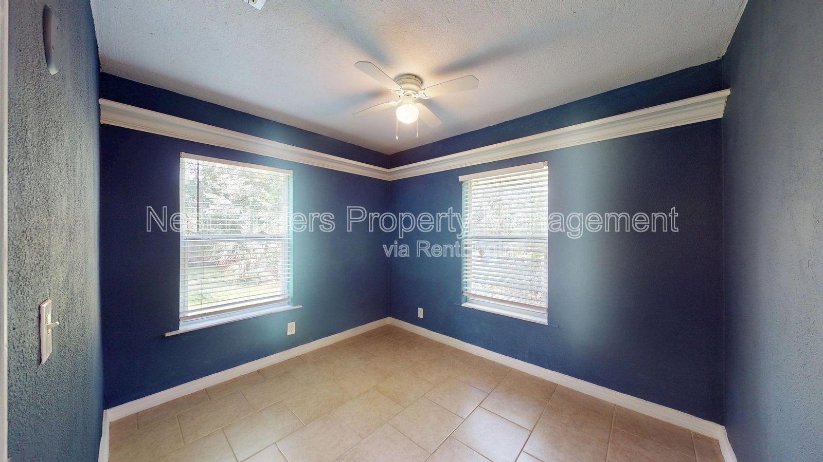 Charming 3-Bedroom Home Near NAS & Downtown Jacksonville! property image