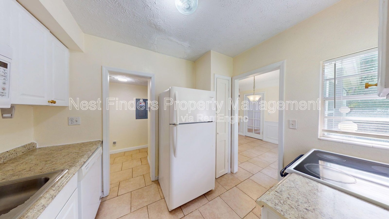 Charming 3-Bedroom Home Near NAS & Downtown Jacksonville! property image