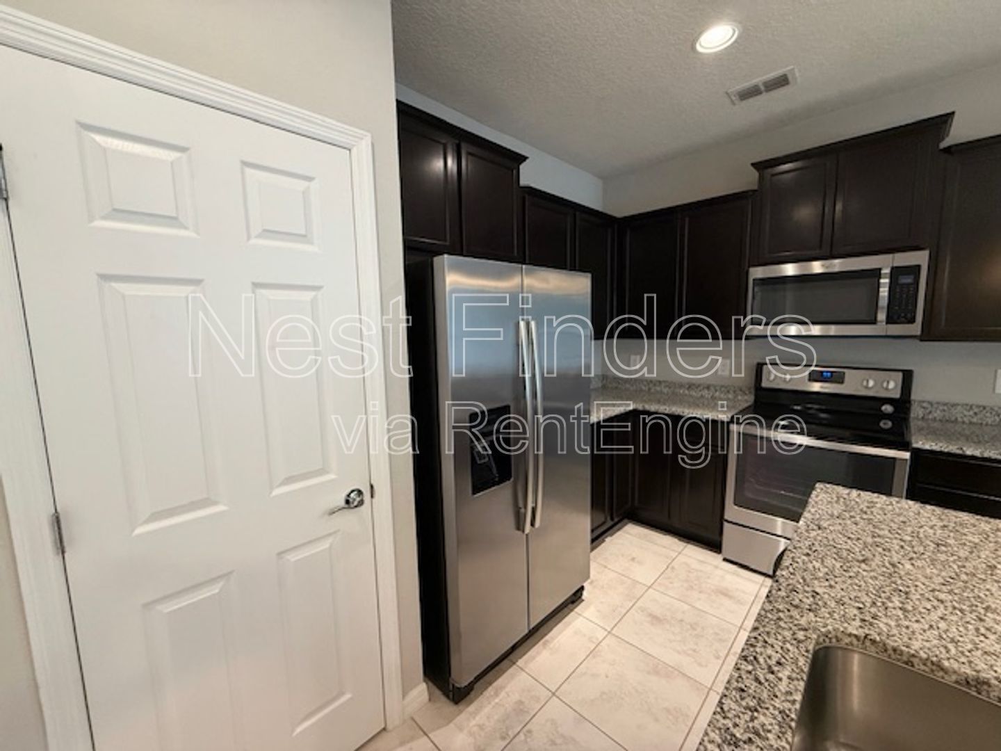 Beautiful 3-Bed, 2.5-Bath End Unit Townhome in Bayberry at Bartram Park! property image