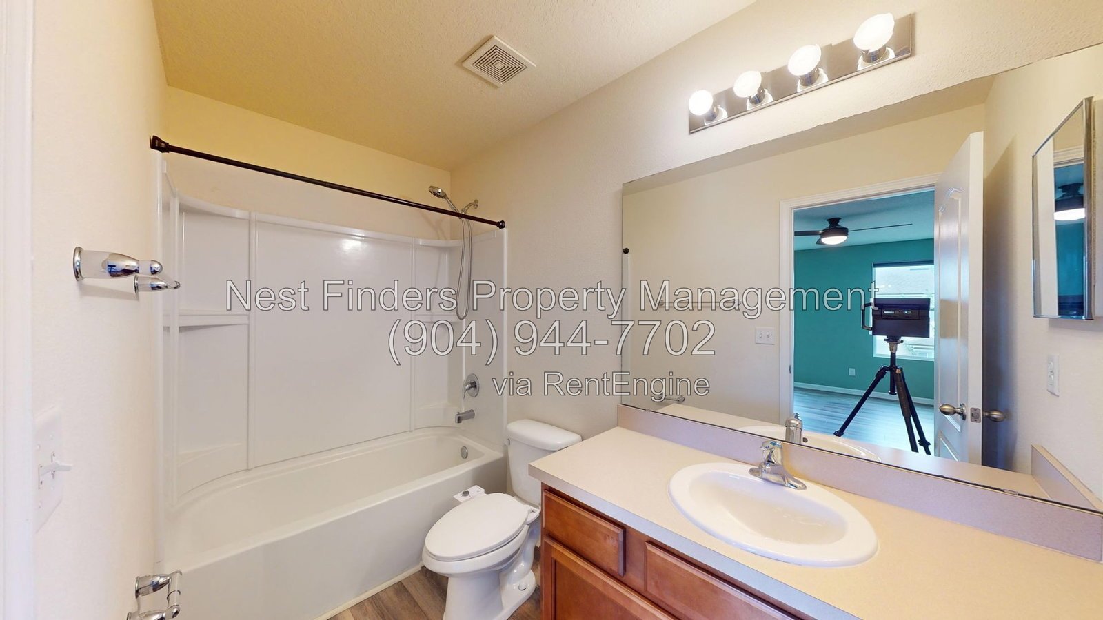 Welcome to this charming 2 bedroom, 2.5 bathroom townhome for rent in the desirable Cypress Bay community of St Augustine. property image
