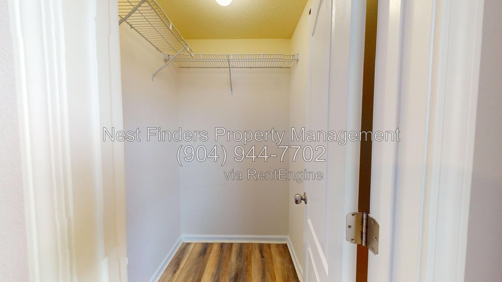 Welcome to this charming 2 bedroom, 2.5 bathroom townhome for rent in the desirable Cypress Bay community of St Augustine. property image