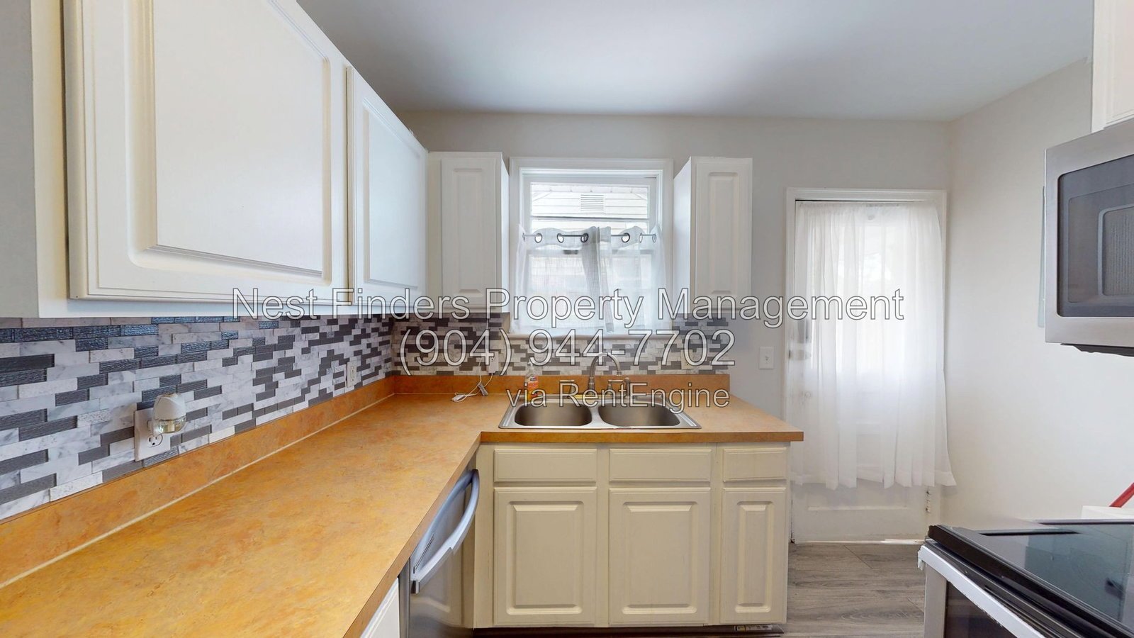 Charming and beautifully updated 3-bedroom, 1-bath home located in the heart of Riverside! property image