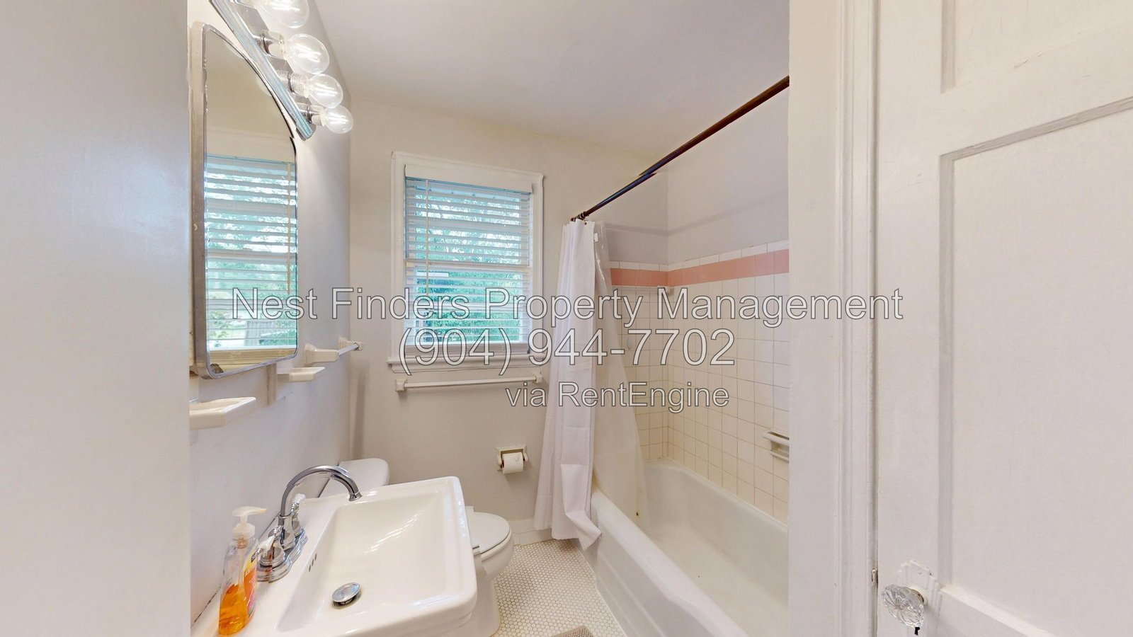 Charming and beautifully updated 3-bedroom, 1-bath home located in the heart of Riverside! property image