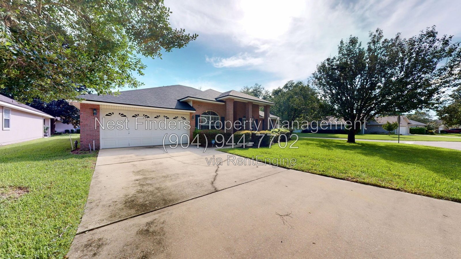 Well-maintained, freshly painted, one-owner home in the highly sought-after Julington Creek Plantation property image
