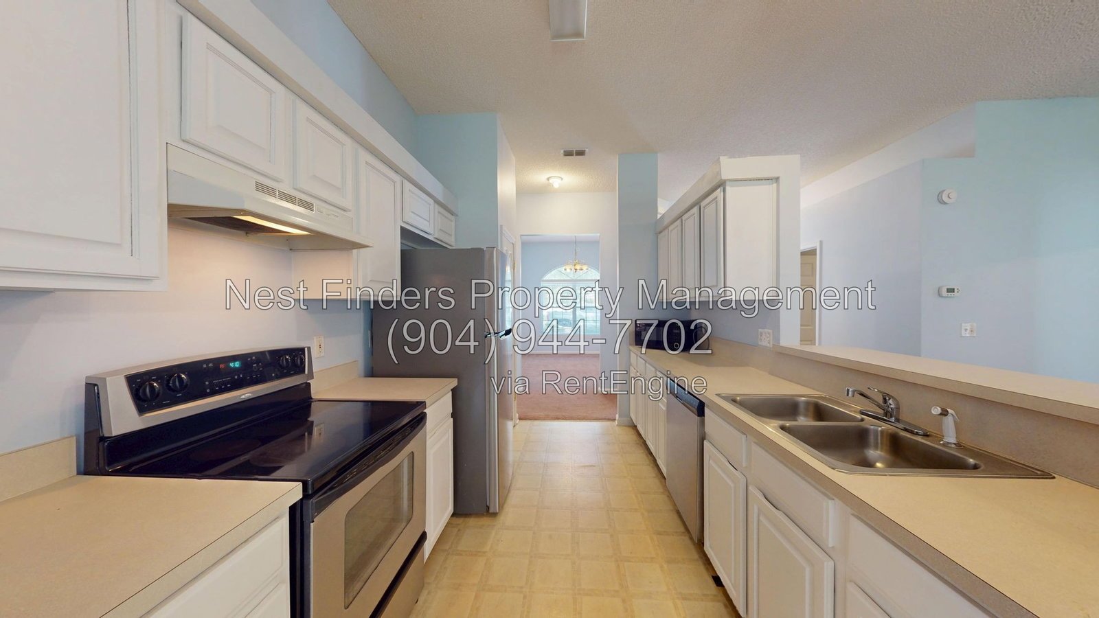 Well-maintained, freshly painted, one-owner home in the highly sought-after Julington Creek Plantation property image