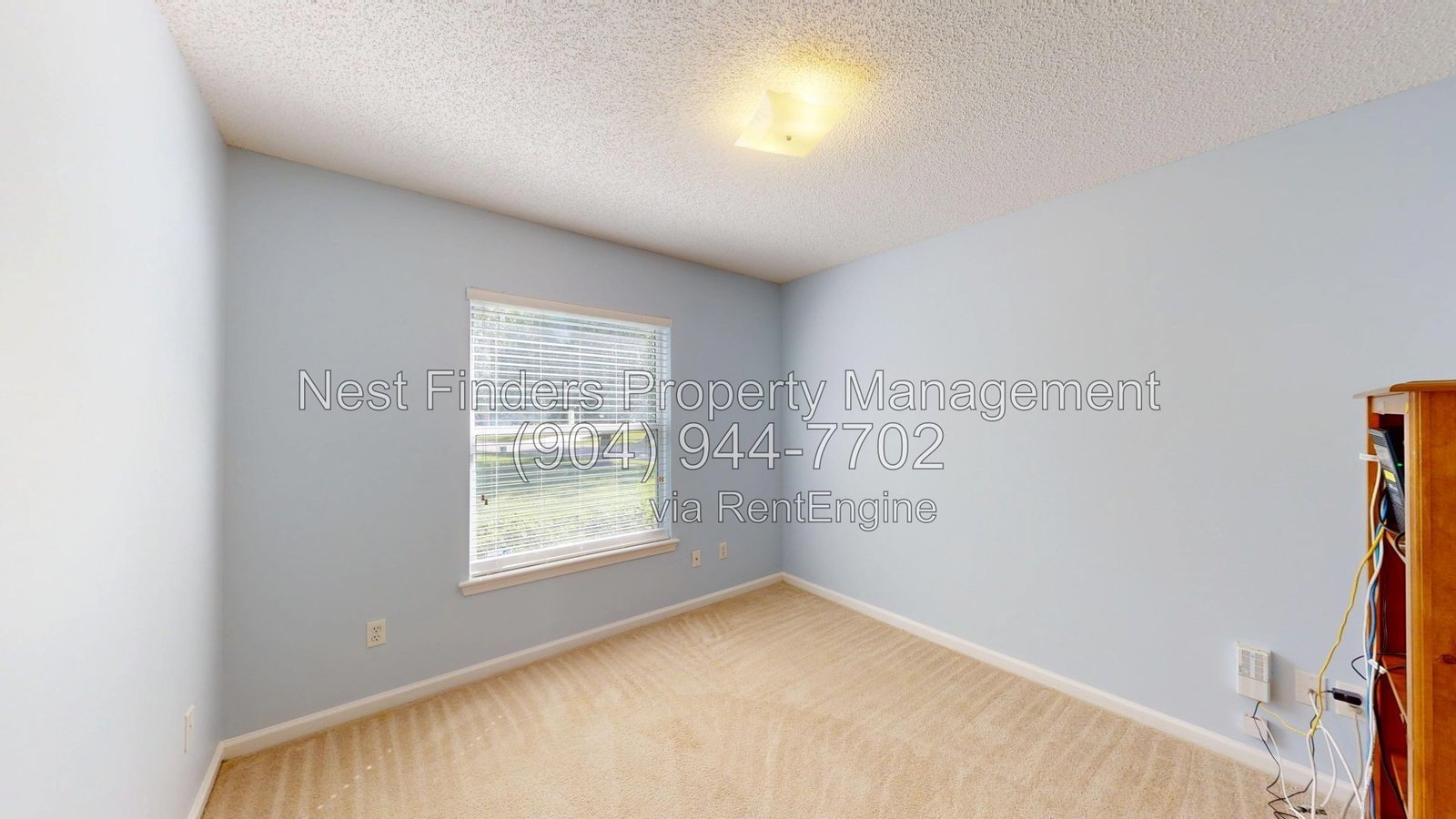 Well-maintained, freshly painted, one-owner home in the highly sought-after Julington Creek Plantation property image
