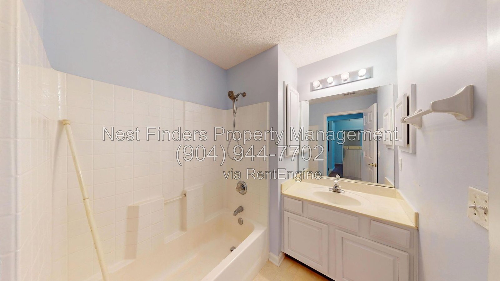 Well-maintained, freshly painted, one-owner home in the highly sought-after Julington Creek Plantation property image
