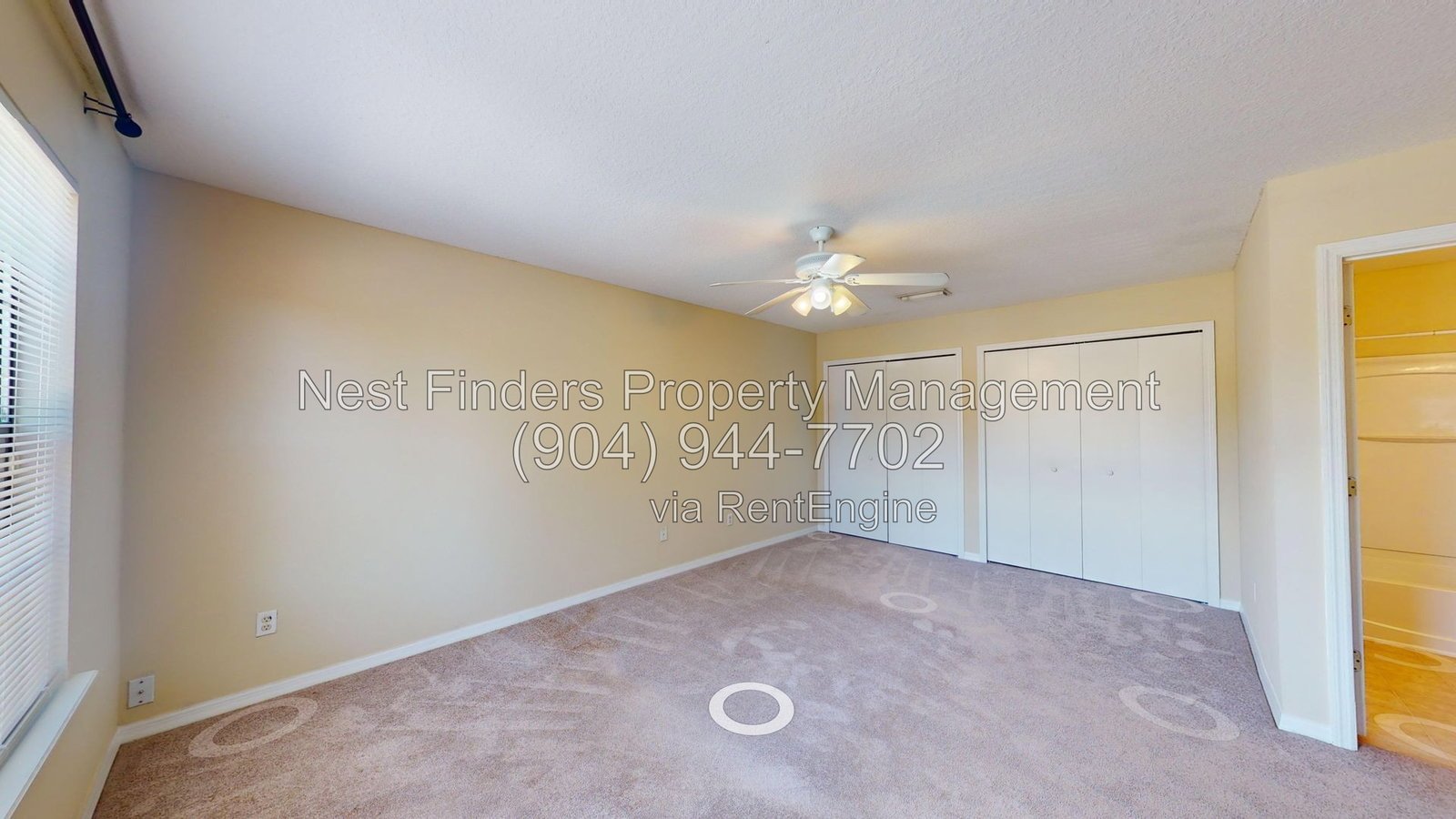 Welcome to this charming townhome in Riverside at Julington Creek! property image