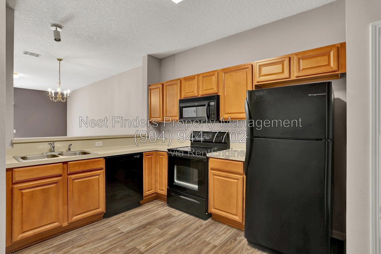 Spacious 2-bedroom, 2.5-bathroom townhome available for rent in The Gables! property image