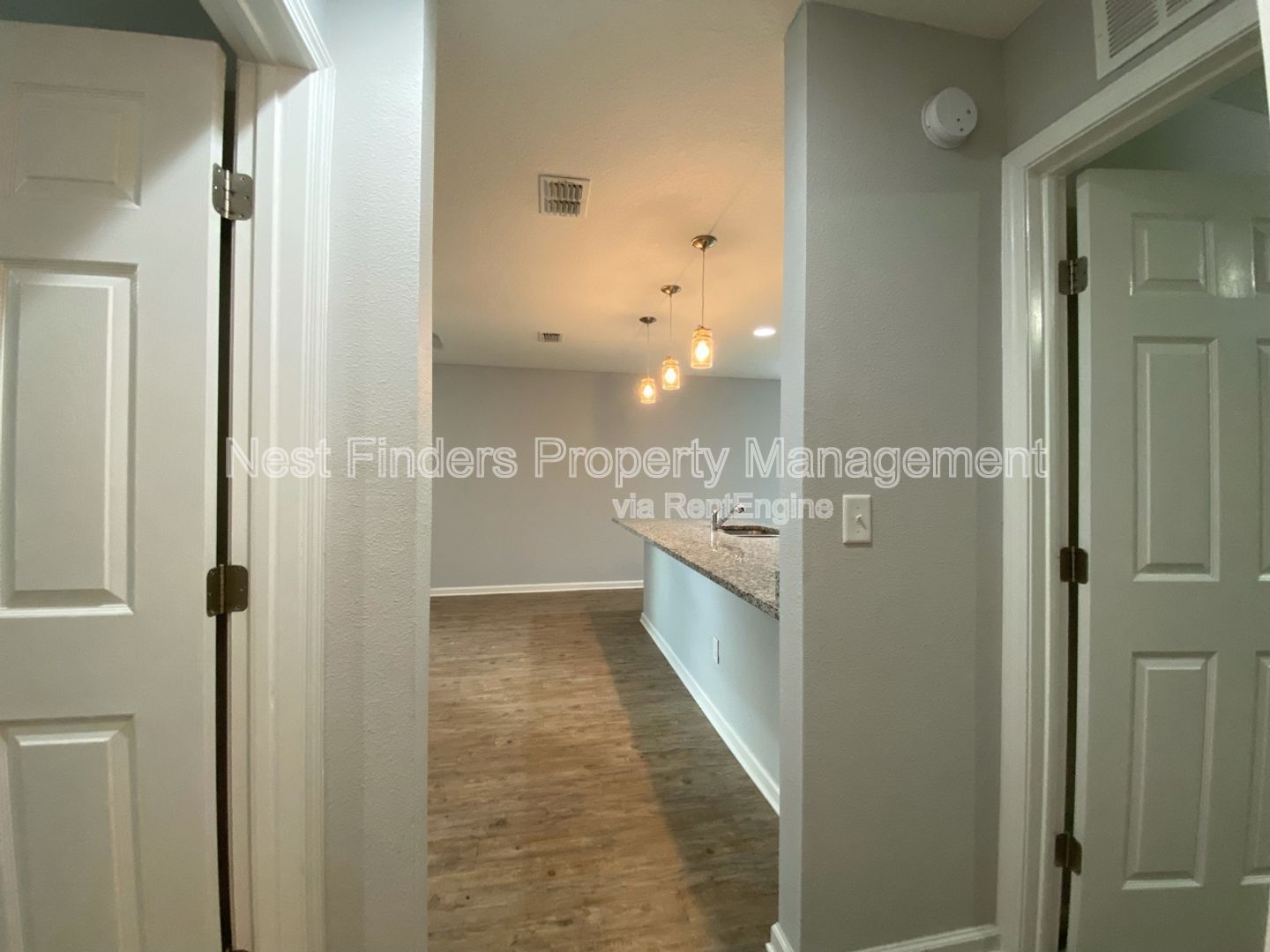 Beautiful  like new 3 bed, 2  bathroom home! property image