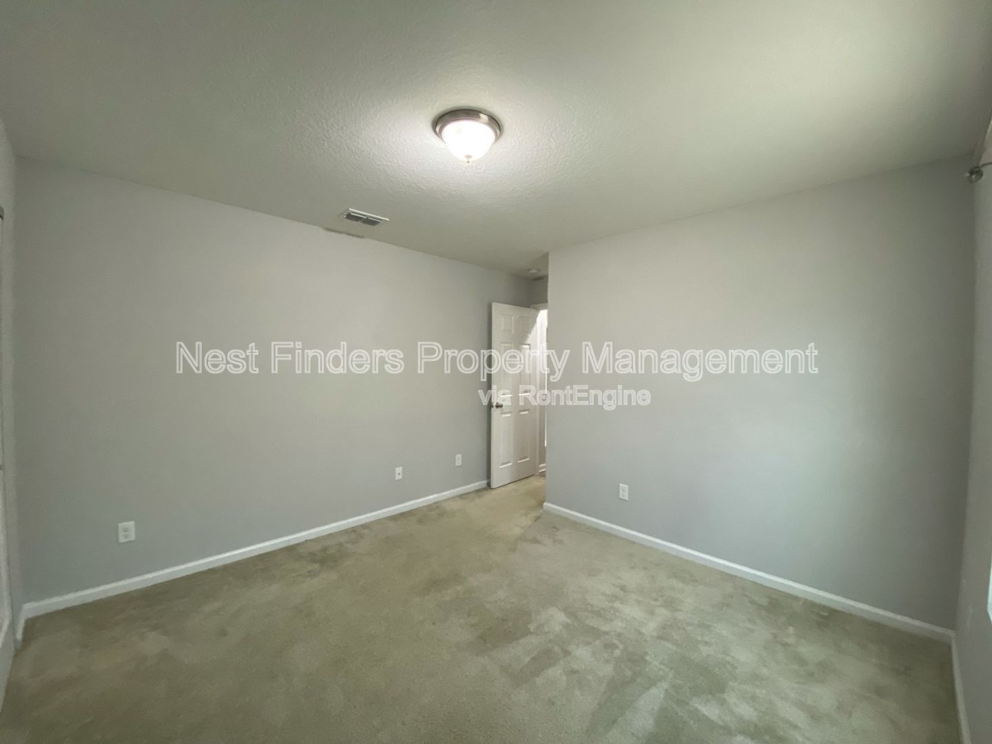 Beautiful  like new 3 bed, 2  bathroom home! property image