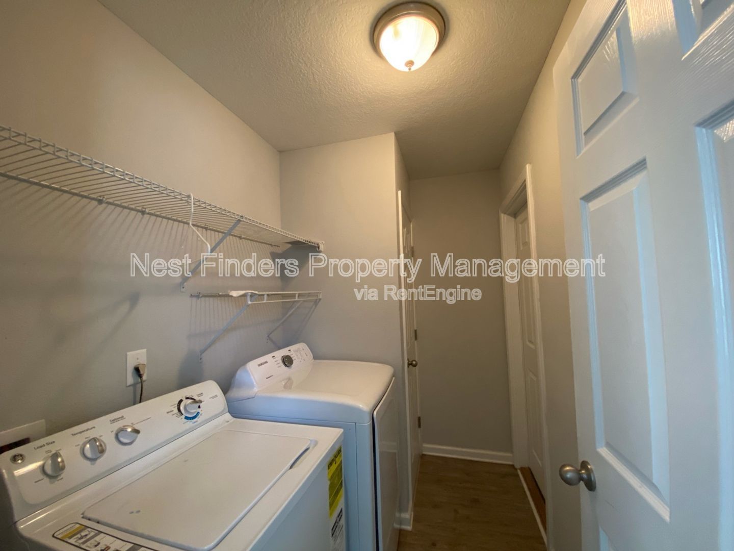 Beautiful  like new 3 bed, 2  bathroom home! property image
