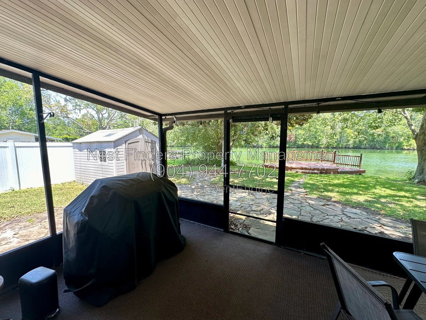 Charming, 3 bedroom / 2 bathroom home located on Spring fed lake with a dock! property image