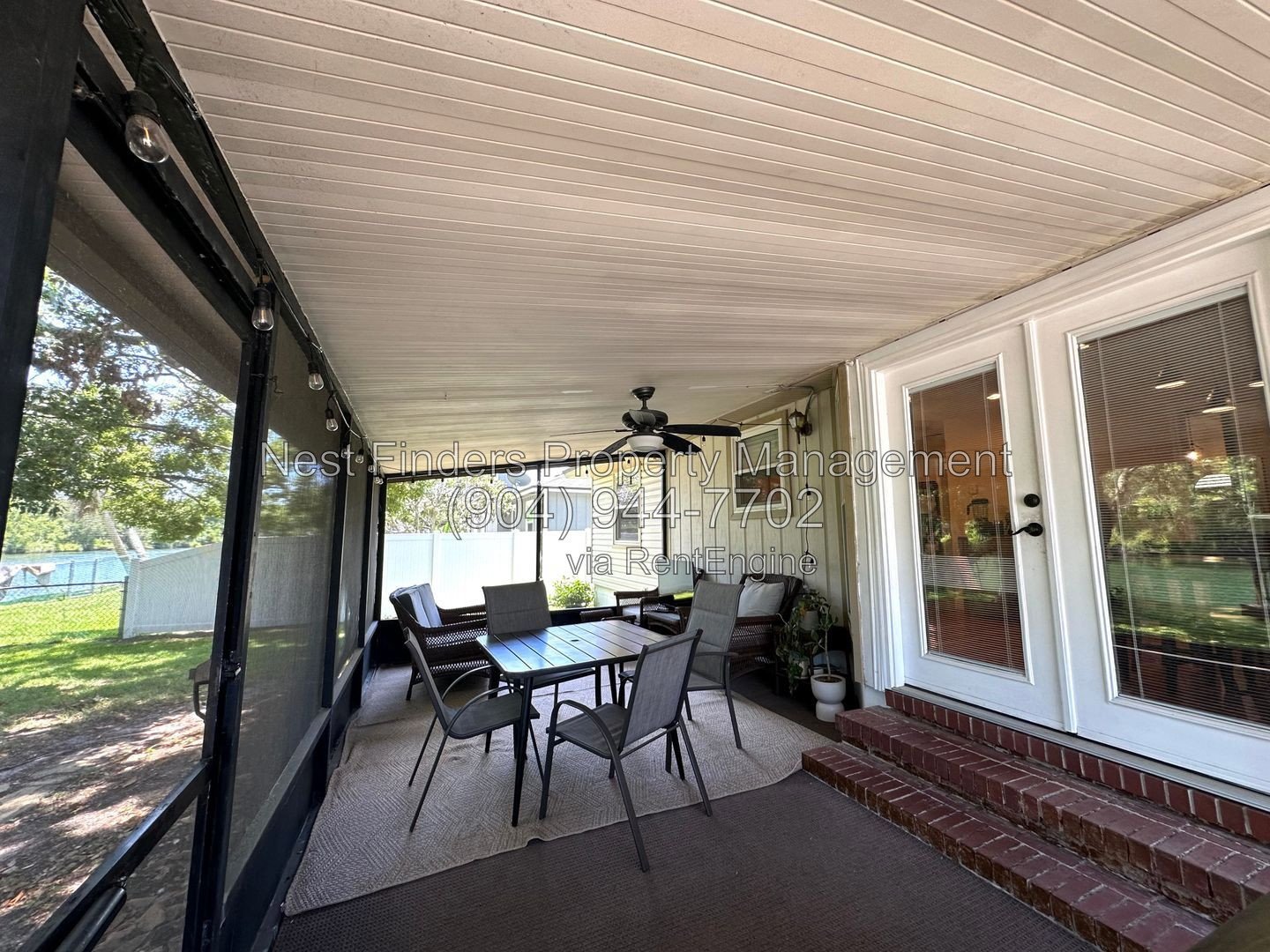 Charming, 3 bedroom / 2 bathroom home located on Spring fed lake with a dock! property image
