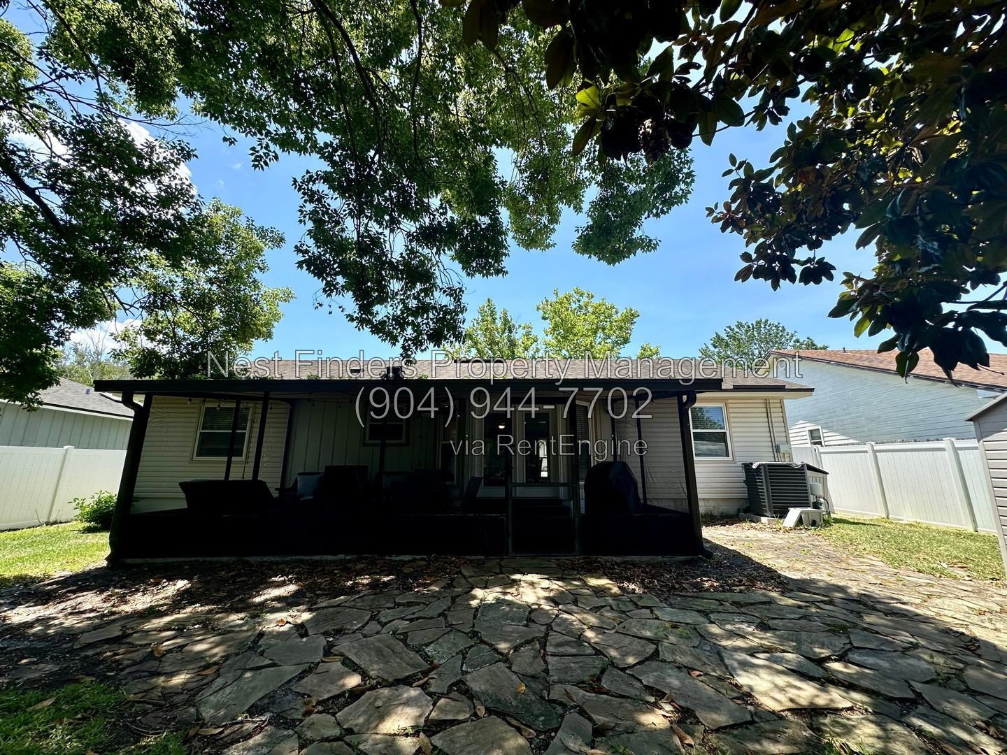 Charming, 3 bedroom / 2 bathroom home located on Spring fed lake with a dock! property image