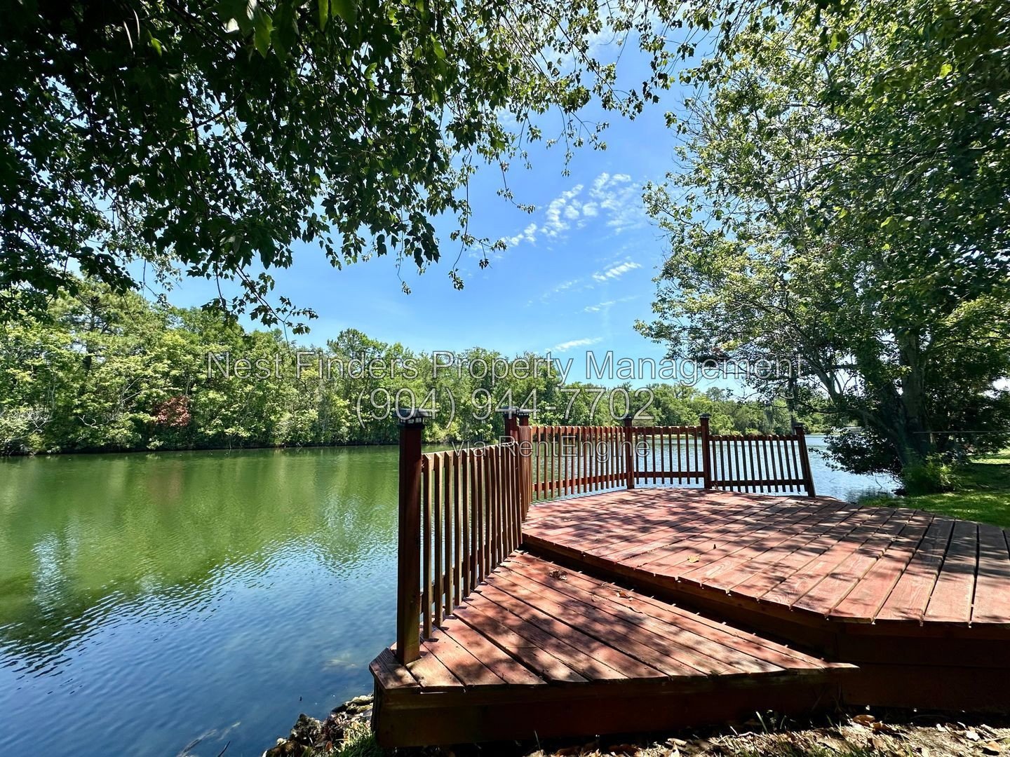 Charming, 3 bedroom / 2 bathroom home located on Spring fed lake with a dock! property image