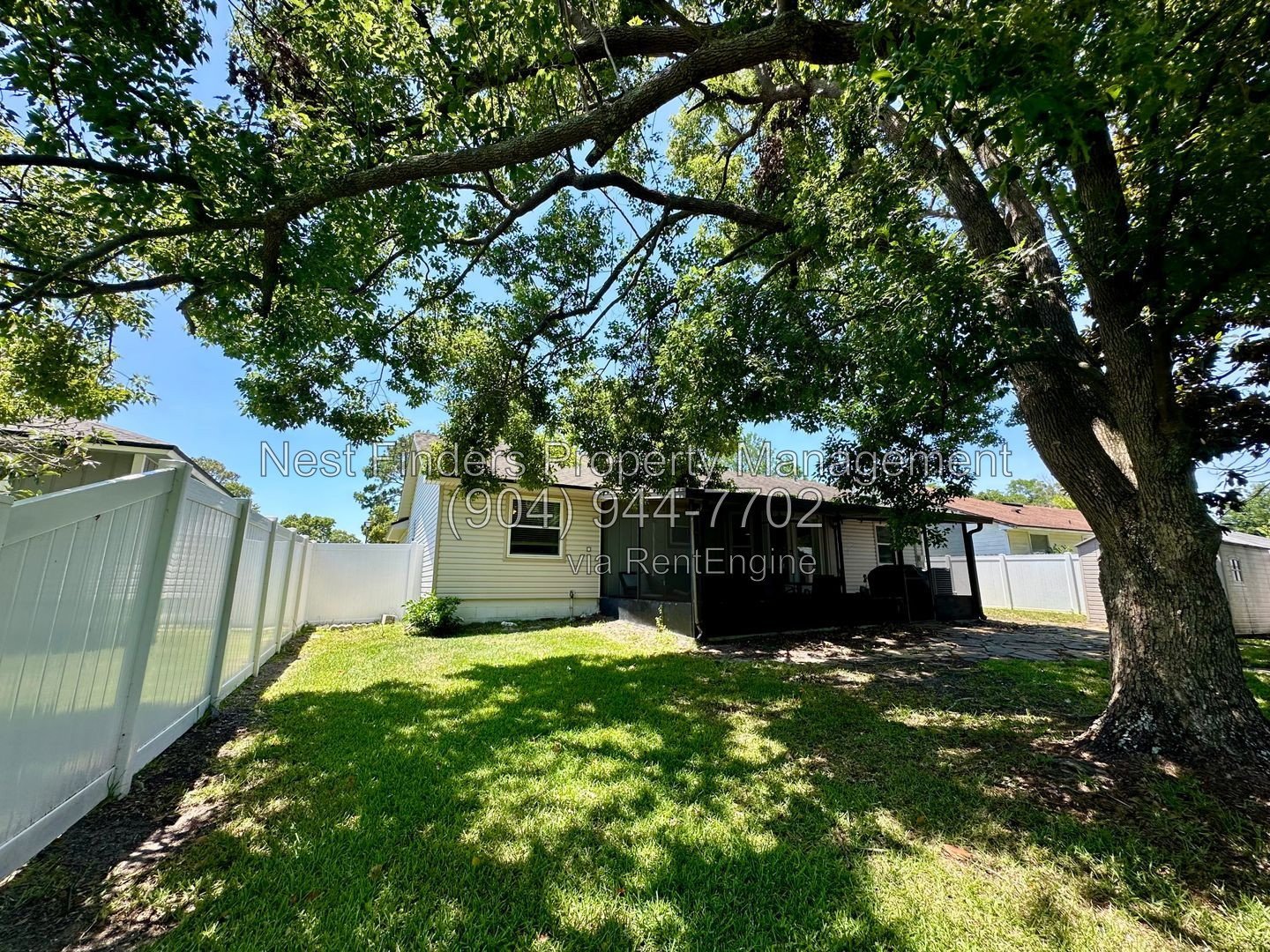 Charming, 3 bedroom / 2 bathroom home located on Spring fed lake with a dock! property image