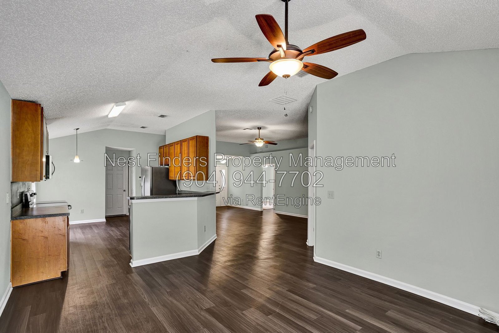 Nice 3 bedroom home for rent in Orange Park! property image