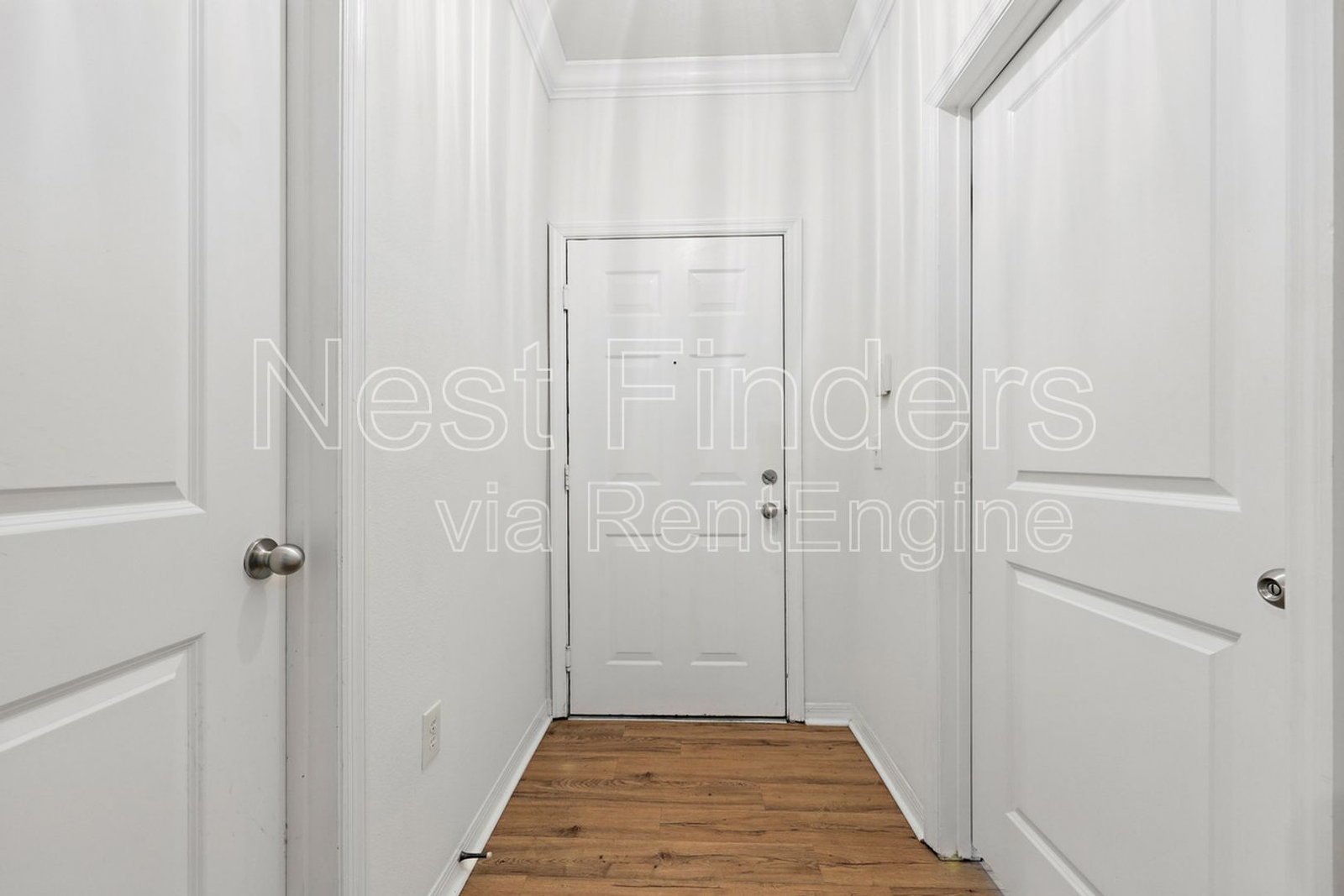 Discover comfort and convenience in this charming 1-bedroom, 1-bath condo located in the gated Williams Walk community at Bartram Park. property image