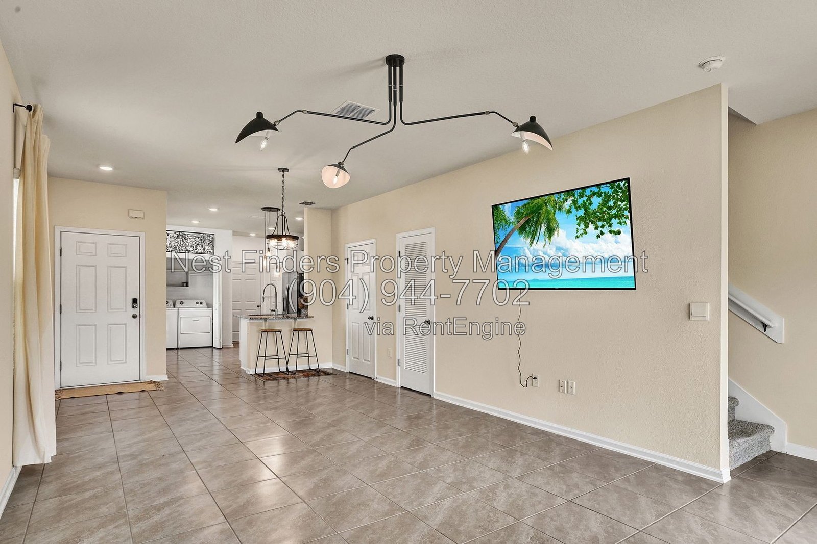 Beautiful 3-Bedroom Townhome for Rent in Waterford Lakes at Silverleaf! property image