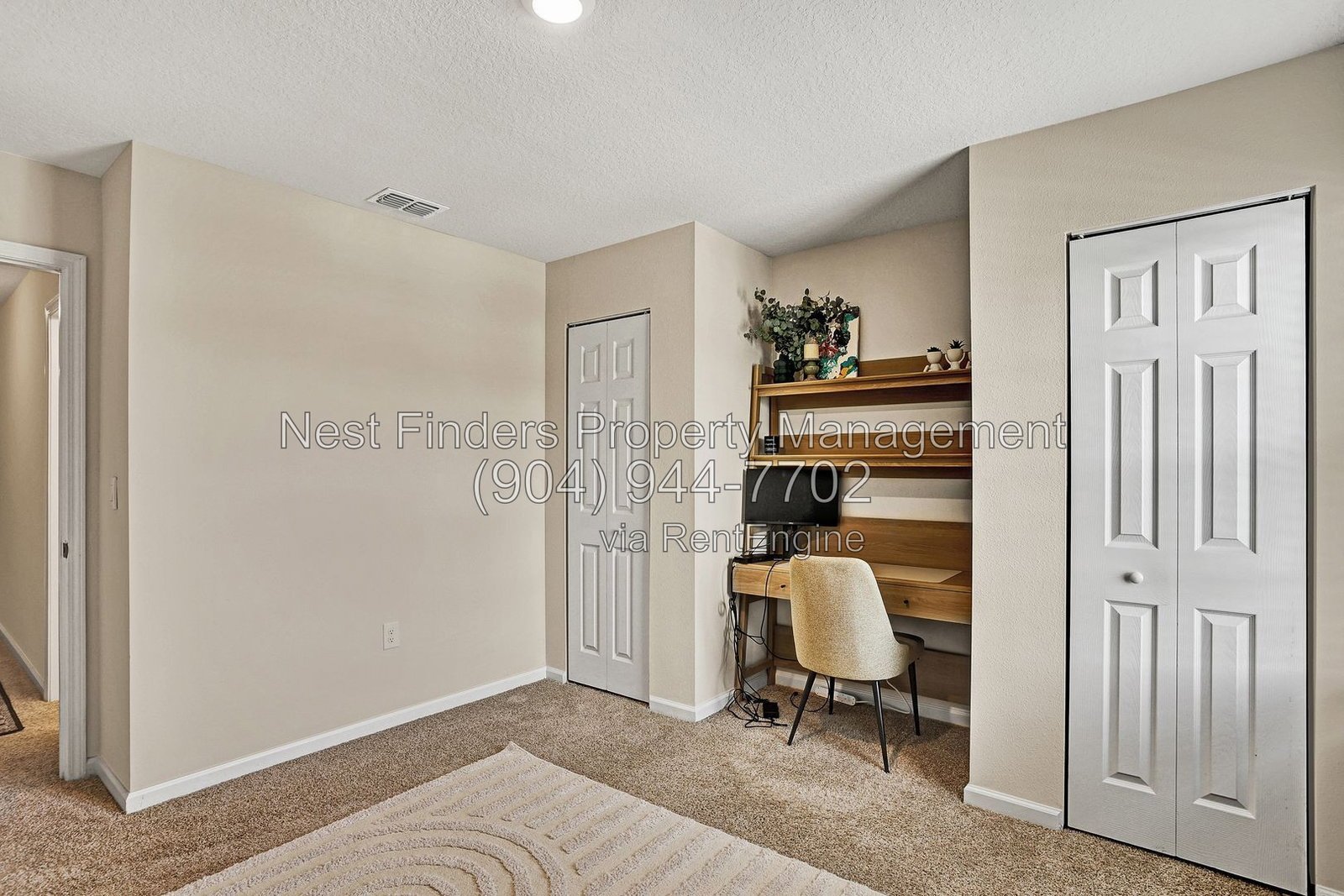 Beautiful 3-Bedroom Townhome for Rent in Waterford Lakes at Silverleaf! property image