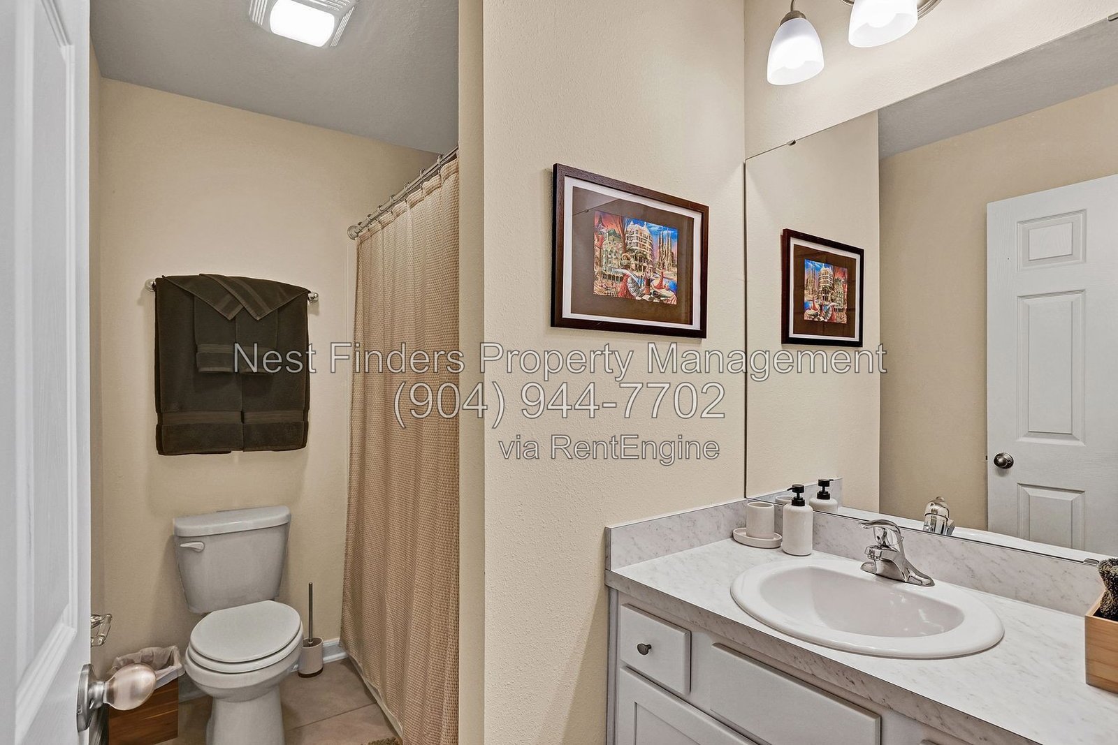 Beautiful 3-Bedroom Townhome for Rent in Waterford Lakes at Silverleaf! property image