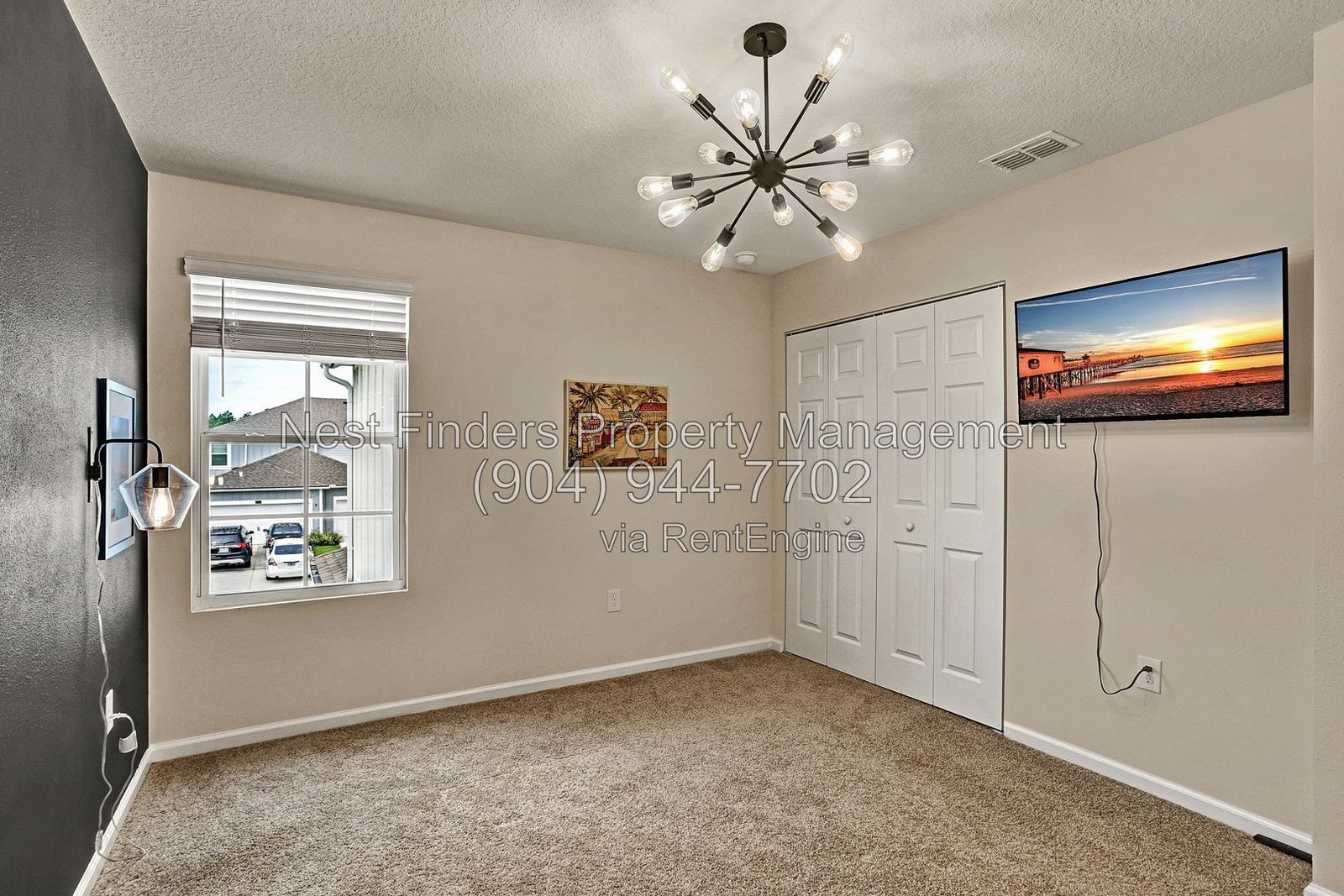 Beautiful 3-Bedroom Townhome for Rent in Waterford Lakes at Silverleaf! property image