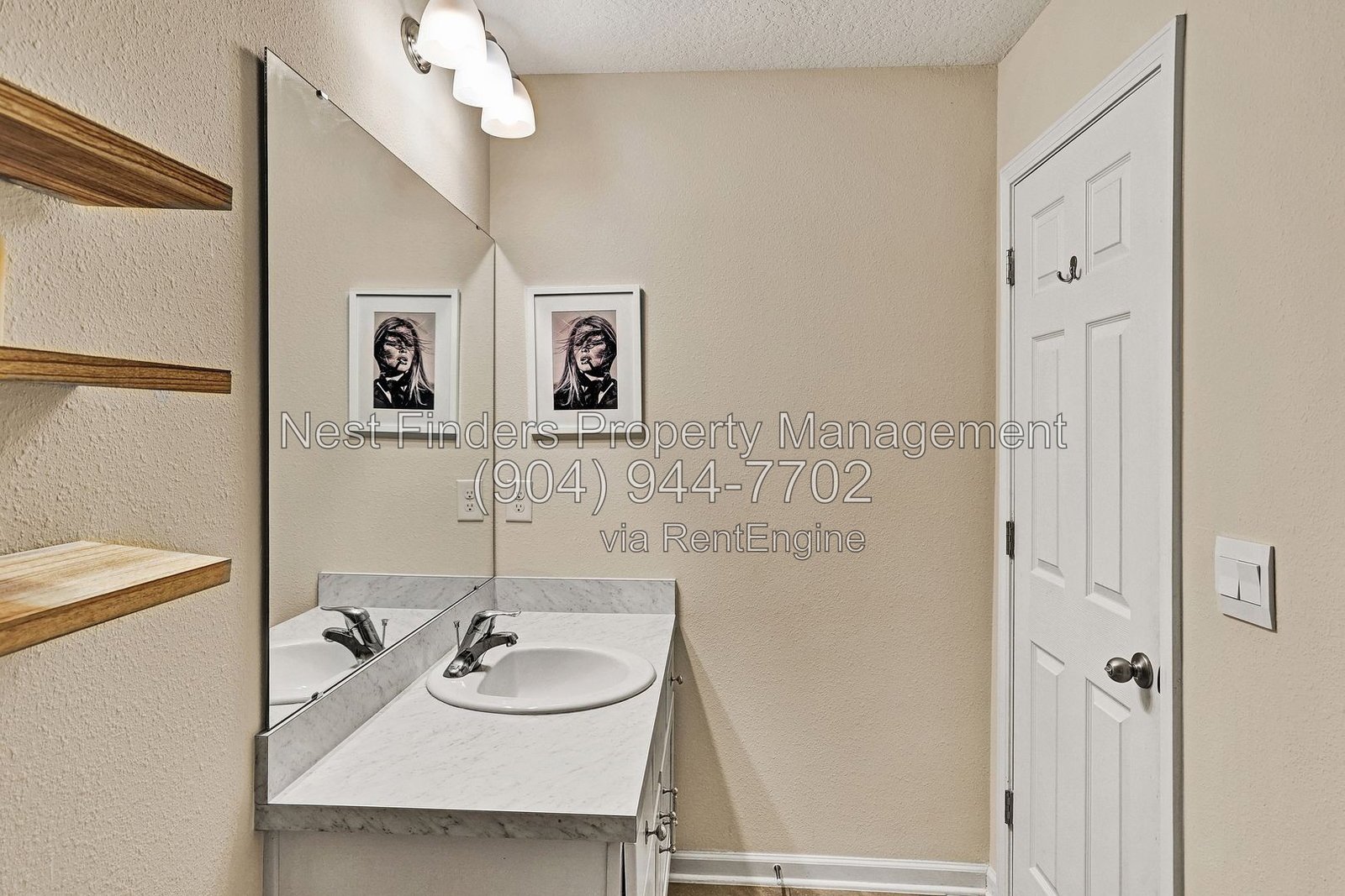 Beautiful 3-Bedroom Townhome for Rent in Waterford Lakes at Silverleaf! property image