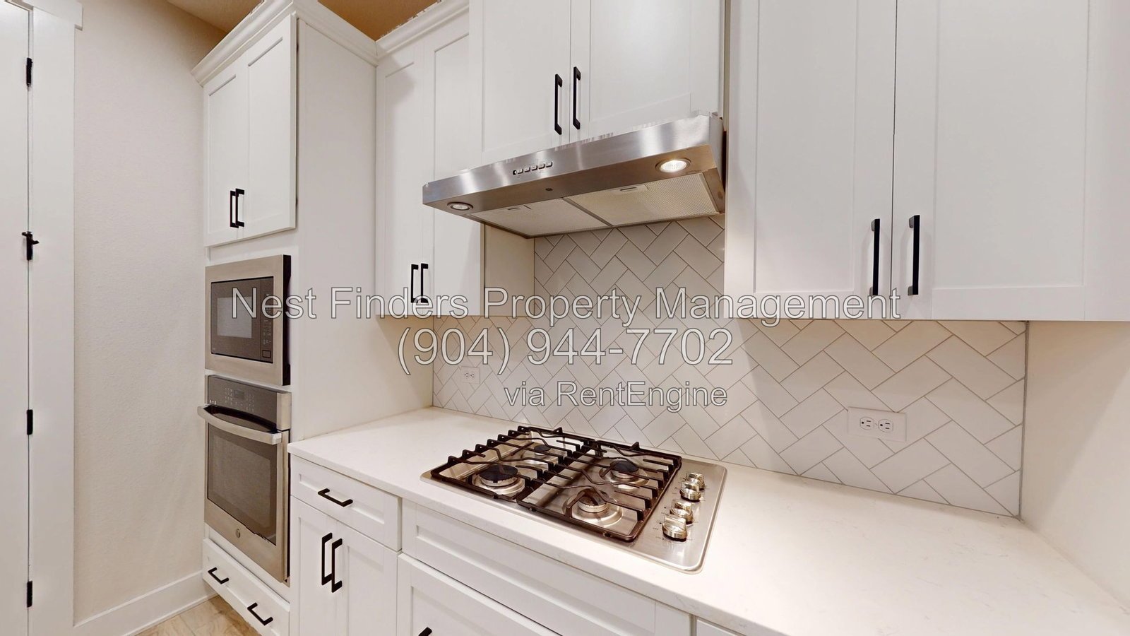 Beautiful 3-bedroom, 2.5-bathroom townhome available for rent in West End at Nocatee! property image