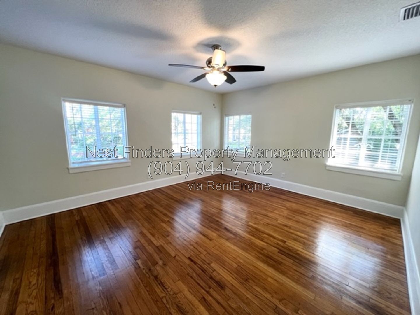 Discover this beautifully renovated unit just a couple of blocks from the square in Avondale! property image