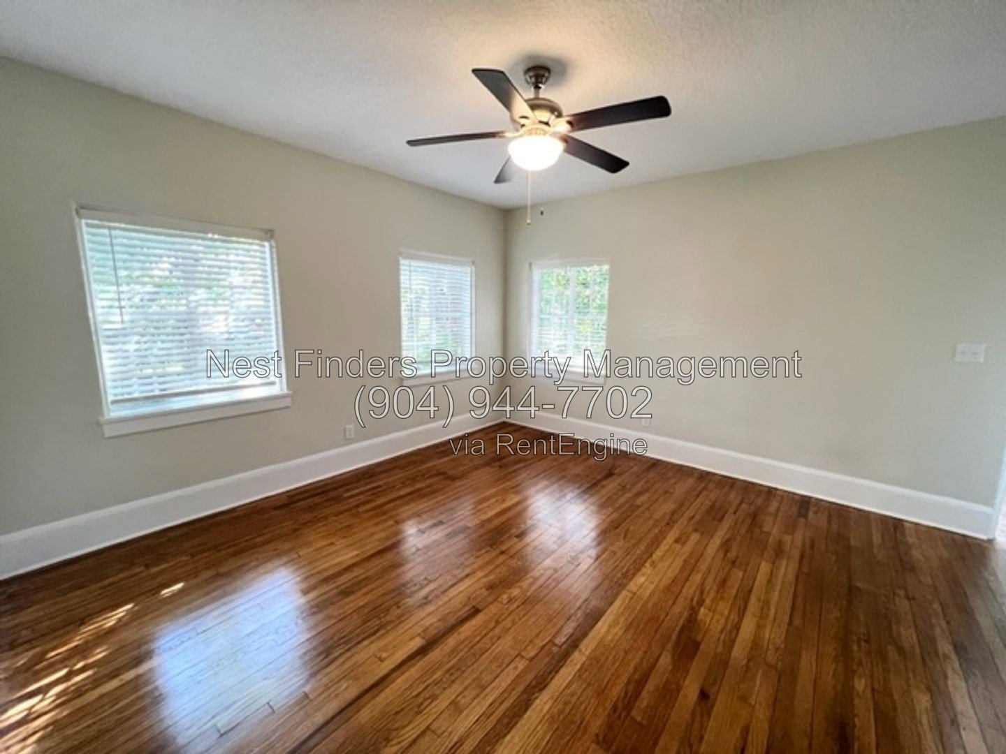 Discover this beautifully renovated unit just a couple of blocks from the square in Avondale! property image