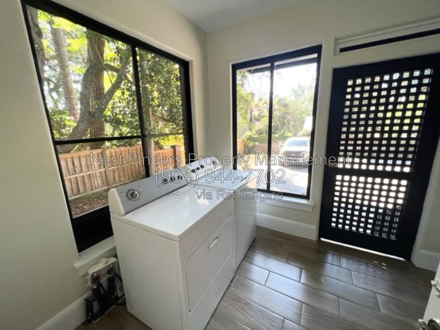 Discover this beautifully renovated unit just a couple of blocks from the square in Avondale! property image